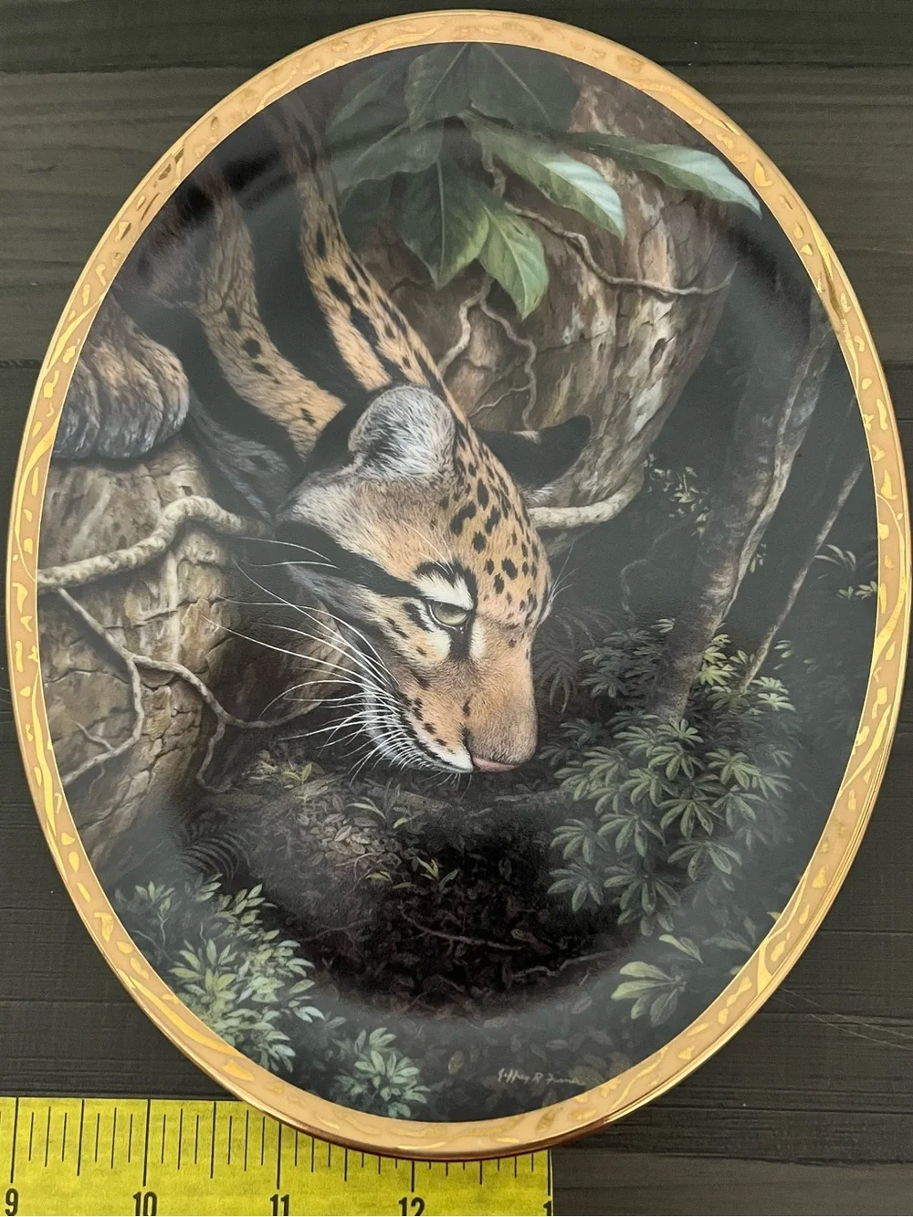 Wildlife Botanical Oval Wall Plaque with Gold-tone trim bradford exchange
